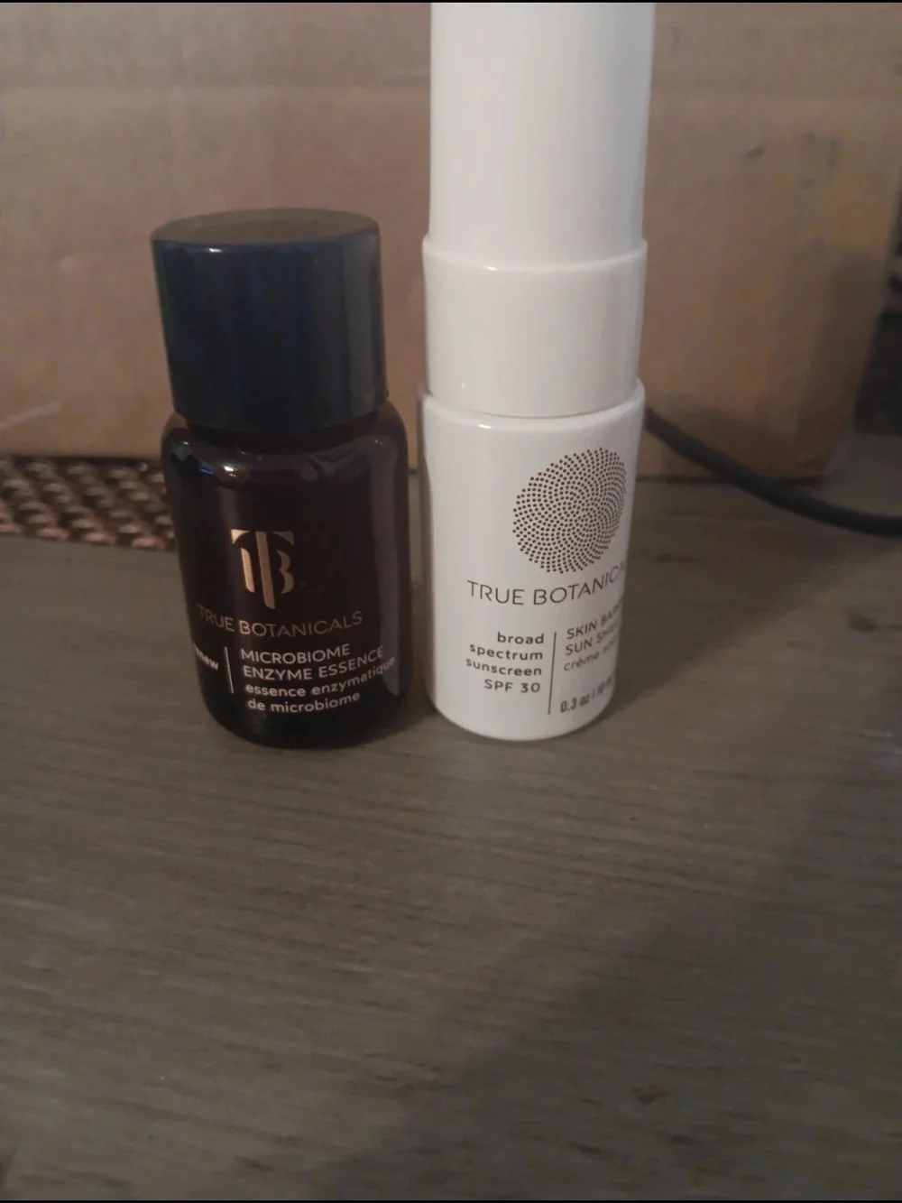True Botanicals Broad Spectrum Sunscreen SPF 30 – White